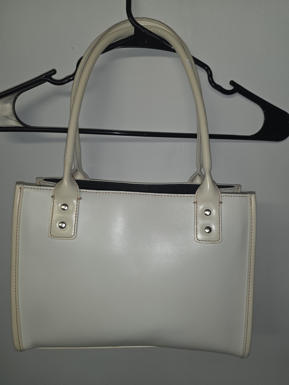 Willsons Leather Classic Cream Tote Handbag - Elegant Everyday Carry